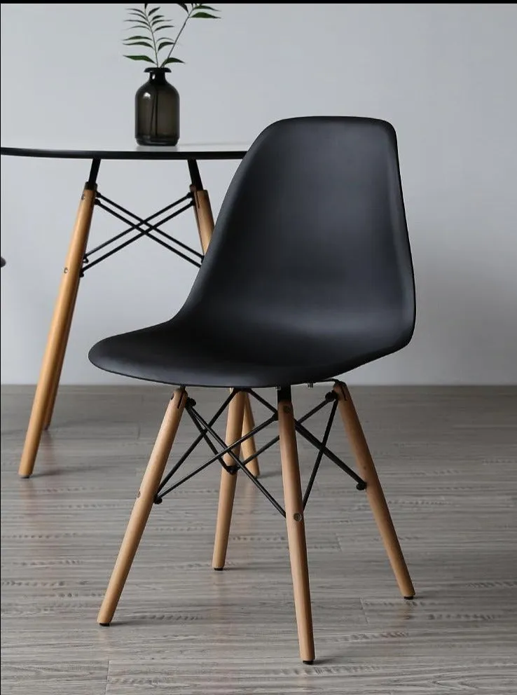 Eames DSW Style Chair